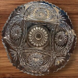 VTG EAPG Pressed Glass Bowl Starburst & Sawtooth Edge Scalloped Clear 9"  Dish